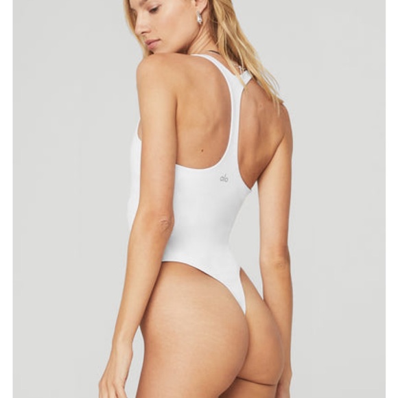 Alo sleek body size small color off white - Picture 2 of 4